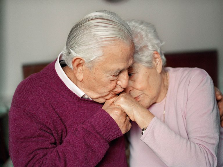 50-years-love-lovers-couple-photography-lauren-fleishman-5-768x576